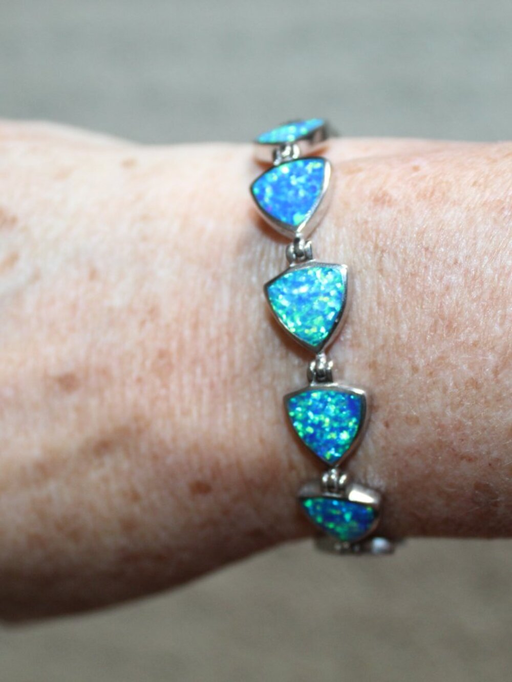 925 Sterling Silver Lab- Opal Heart Link Bracelet 18.32g